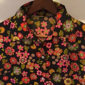 Gorgeous bright floral vintage 70's sleeveless top